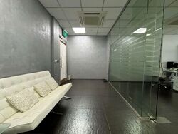 UB. One (D14), Factory #547239711